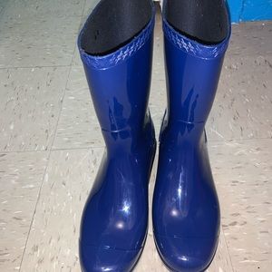 Ugh rain boots